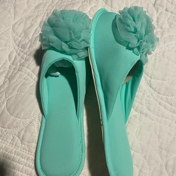 Vintage Rosette Slippers - Picture 3 of 5
